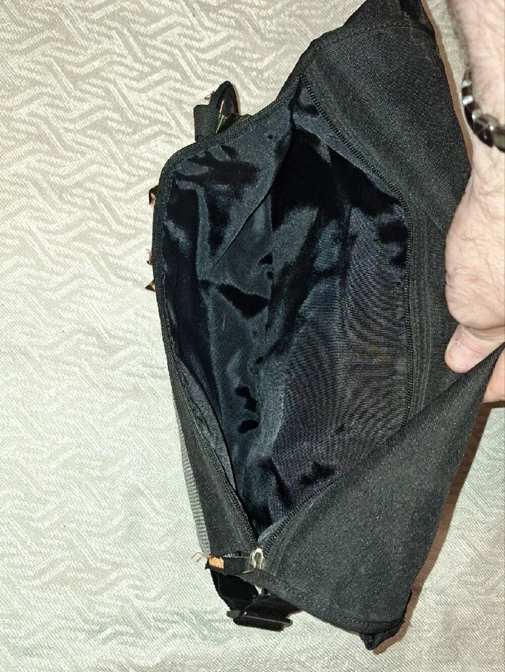 ESPIRIT Black and Gray Men's Messenger Bag with Utility Pouch
